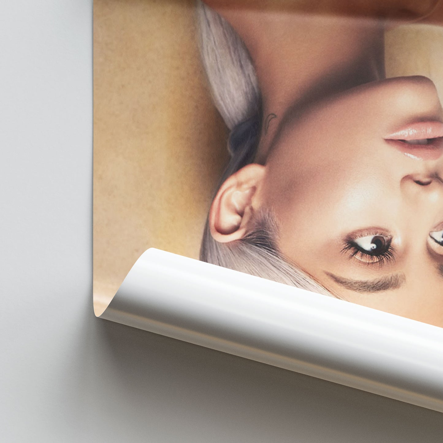 Ariana Grande - Sweetner