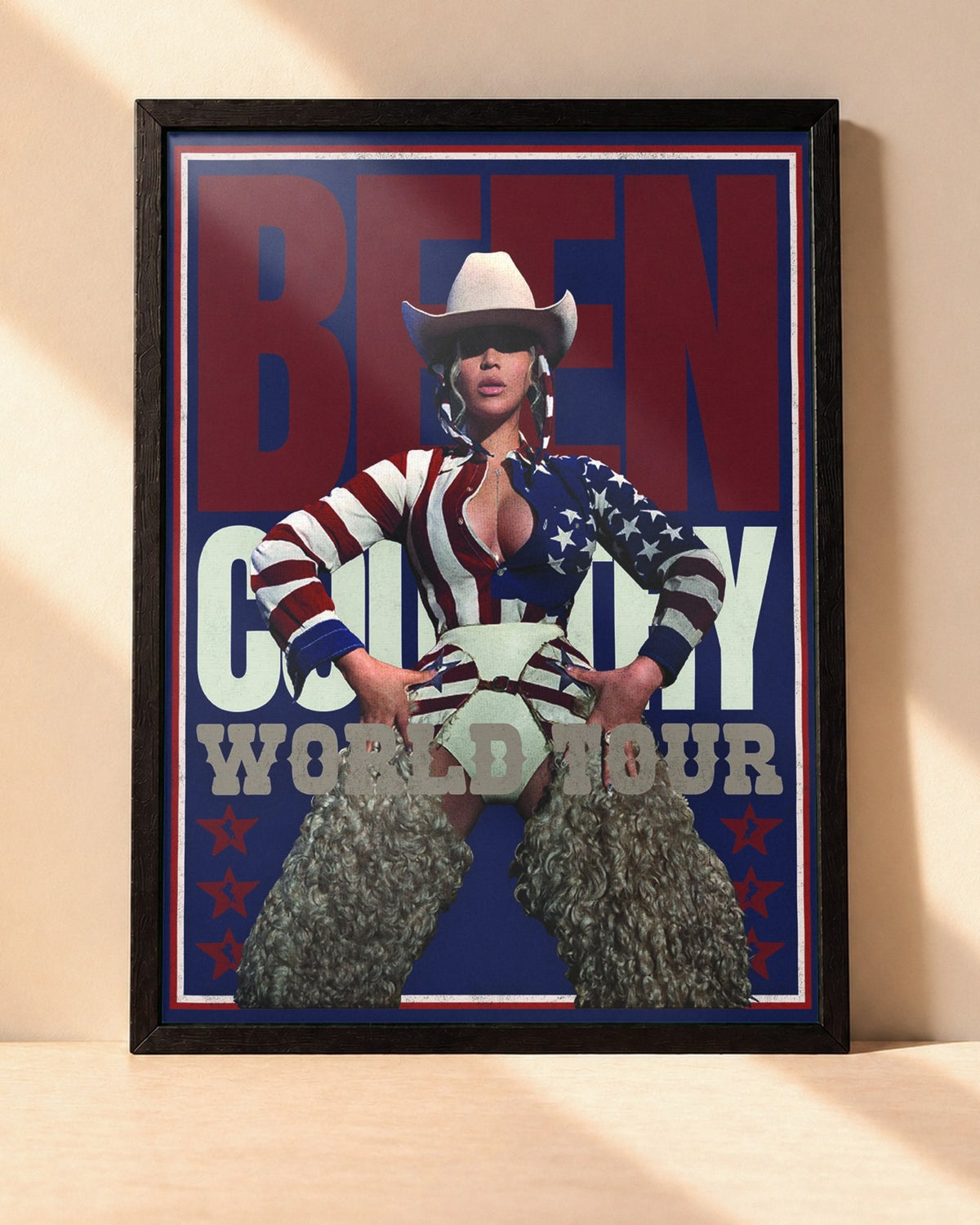 Poster Beyoncé – Cowboy Carter encadré dans un cadre noir, posé contre un mur clair