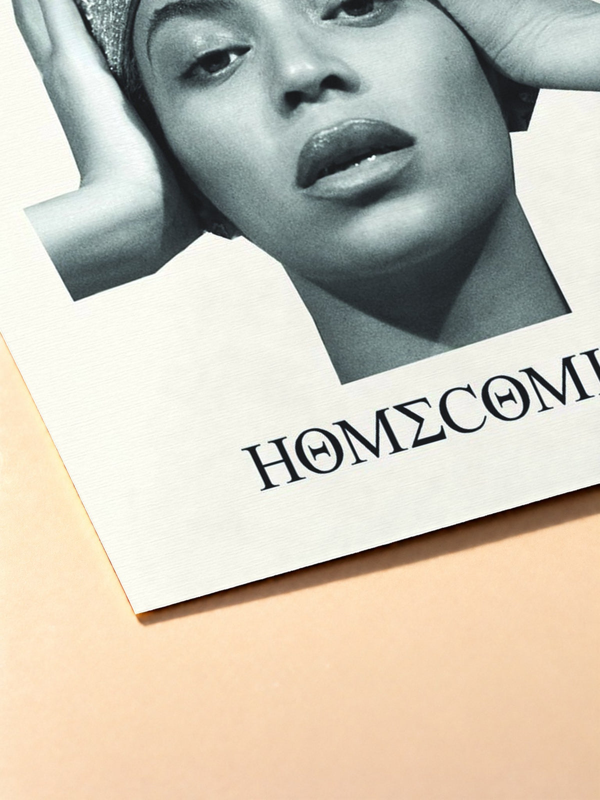 Gros plan sur l'impression du poster Beyoncé – Homecoming