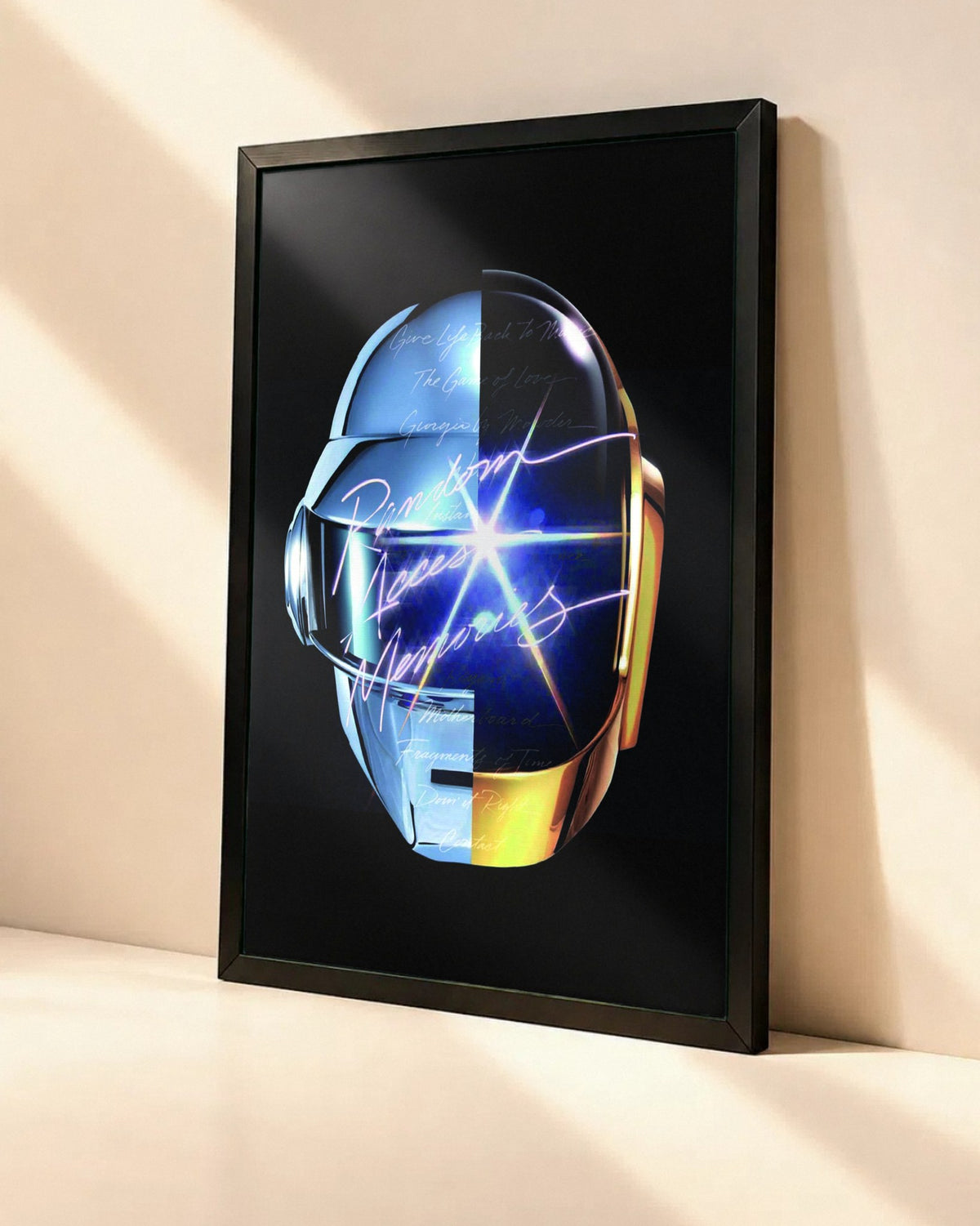 Poster Daft Punk – Random Access Memories dans un cadre noir, vue en angle