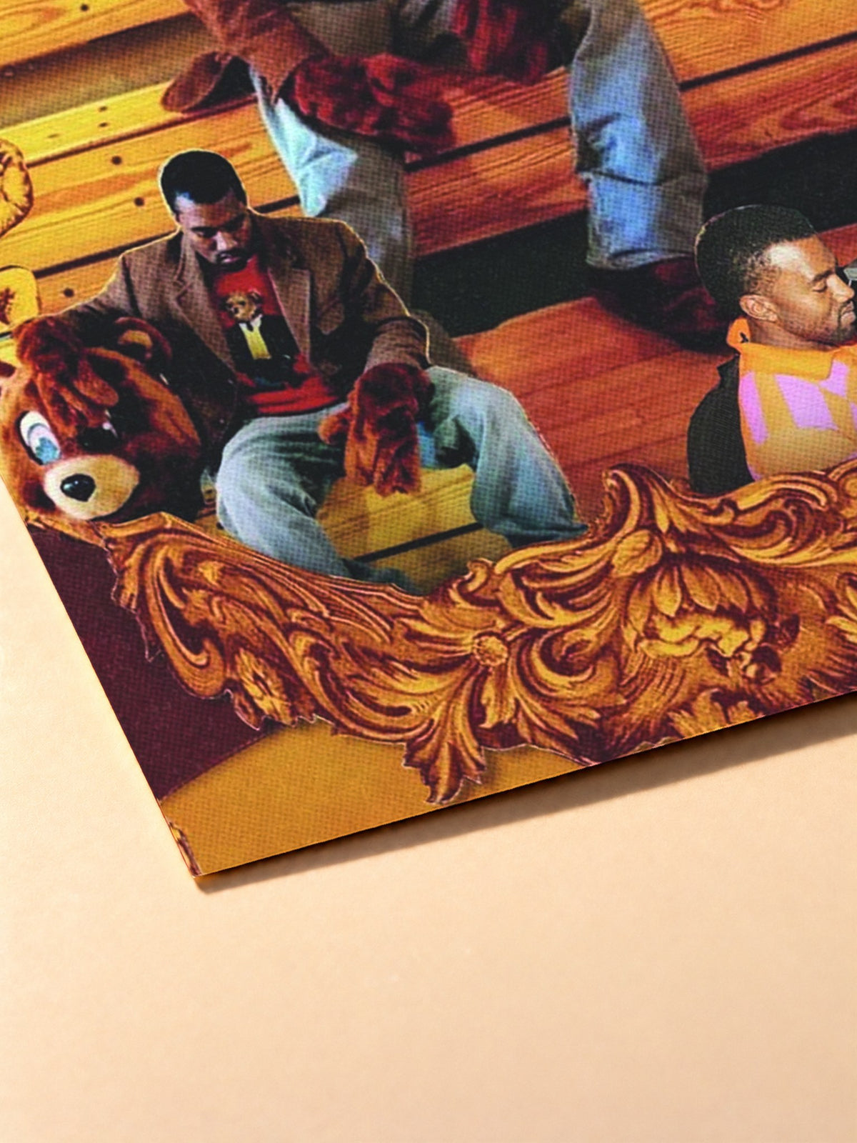 Gros plan sur l'impression du poster Kanye West – Late Registration