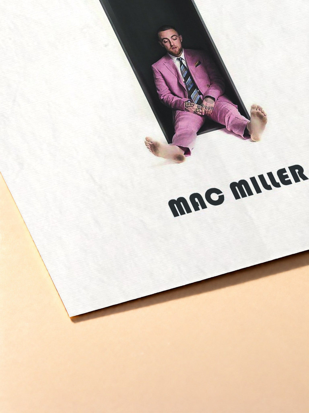 Gros plan sur l'impression du poster Mac Miller – Swimming