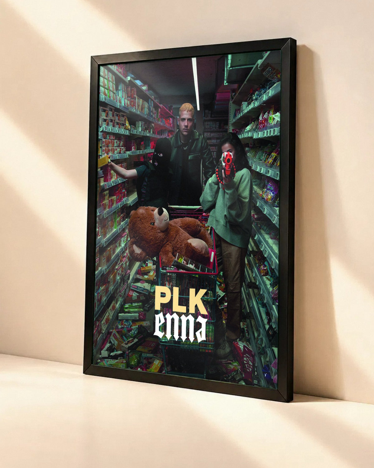 Poster PLK – Enna dans un cadre noir, vue en angle