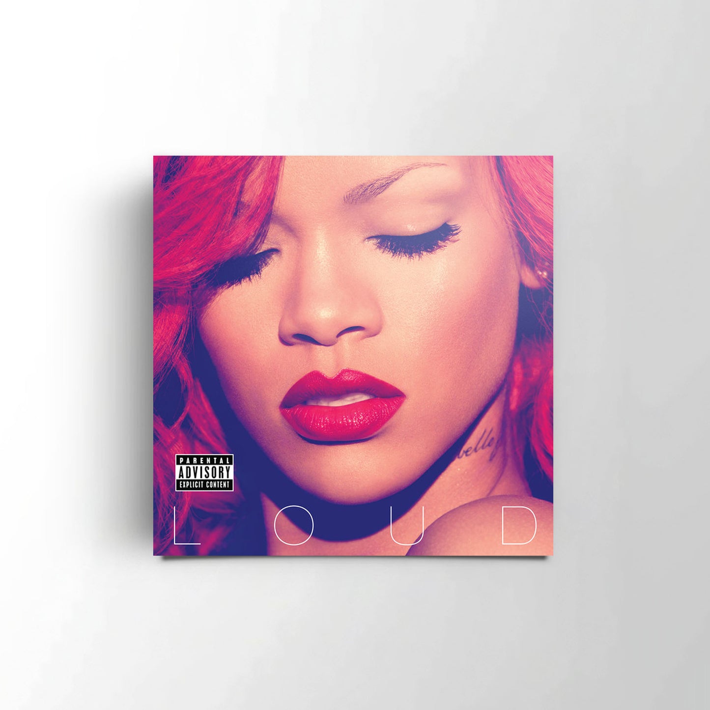 Rihanna - Loud