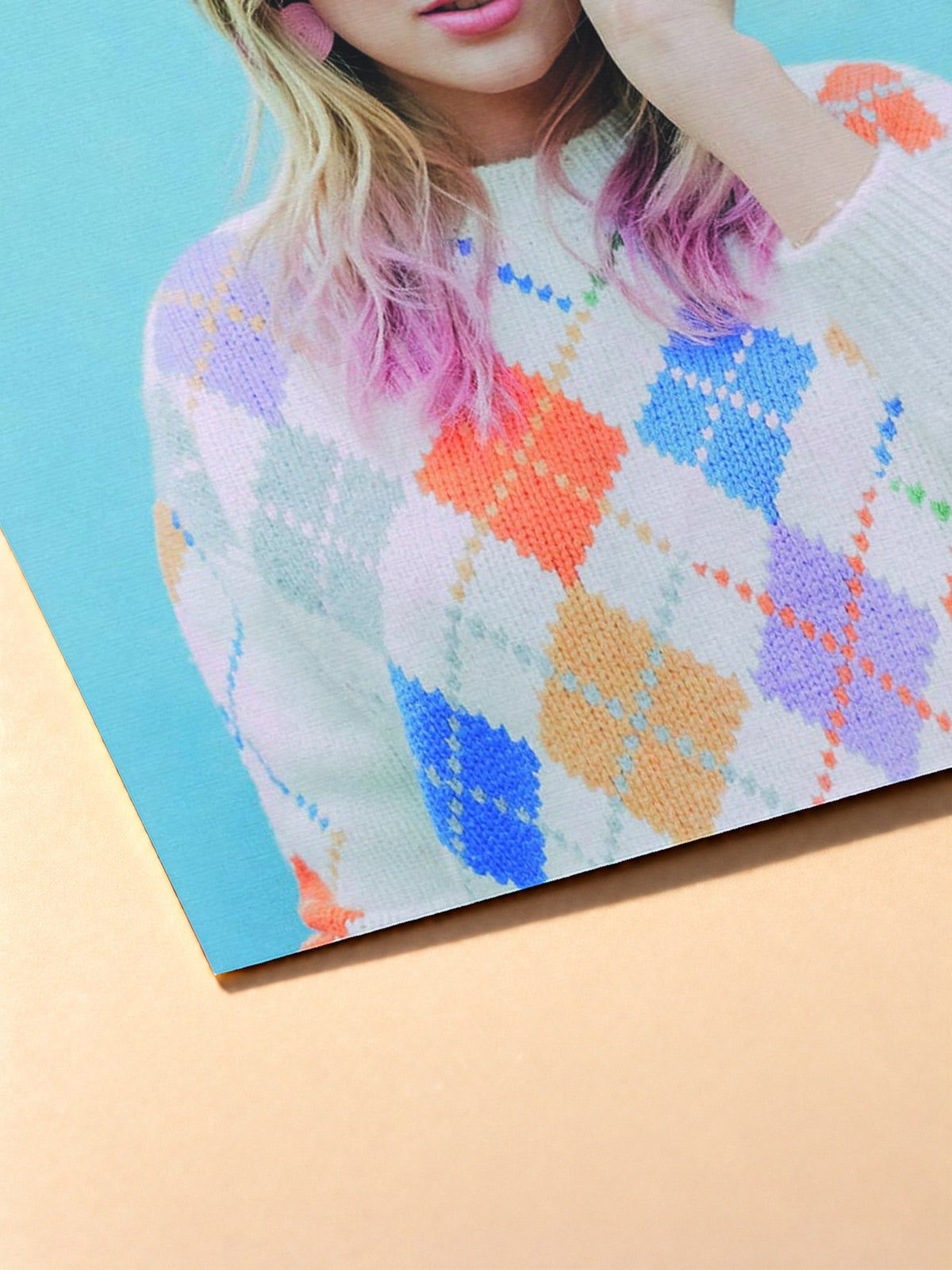 Gros plan sur l'impression du poster Taylor Swift – Lover