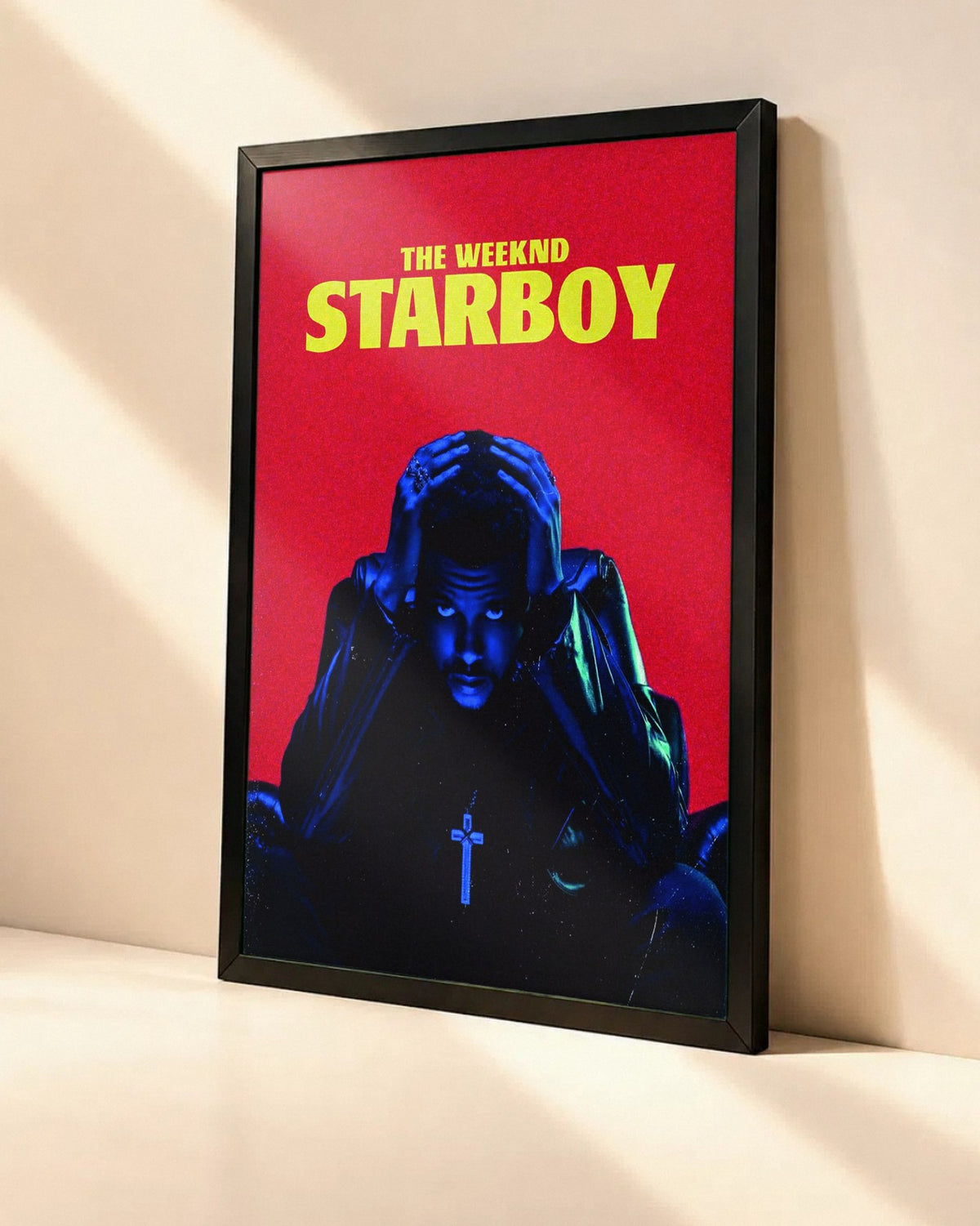 Poster The Weeknd – Starboy dans un cadre noir, vue en angle