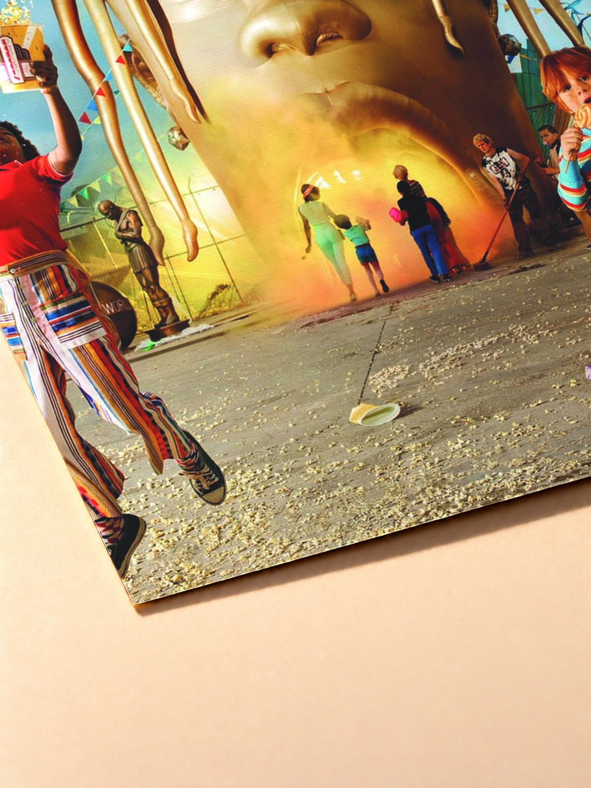 Gros plan sur l'impression du poster Travis Scott – Astroworld
